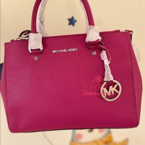 Michael Kors purse